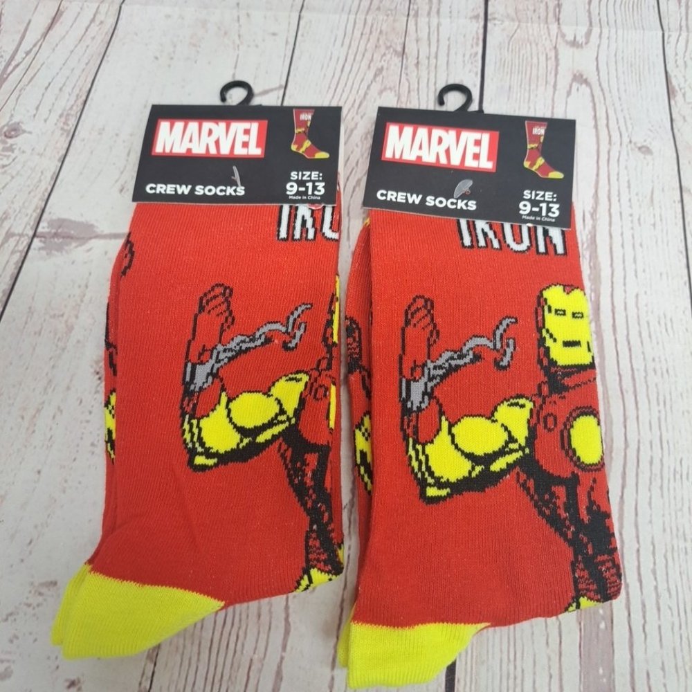 Marvel Iron Man All Over Graphics Crew Socks Size 9-13 (Lot Of 2 Pair)